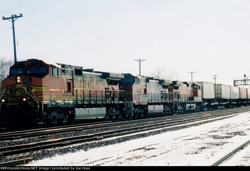 BNSF 4471 West